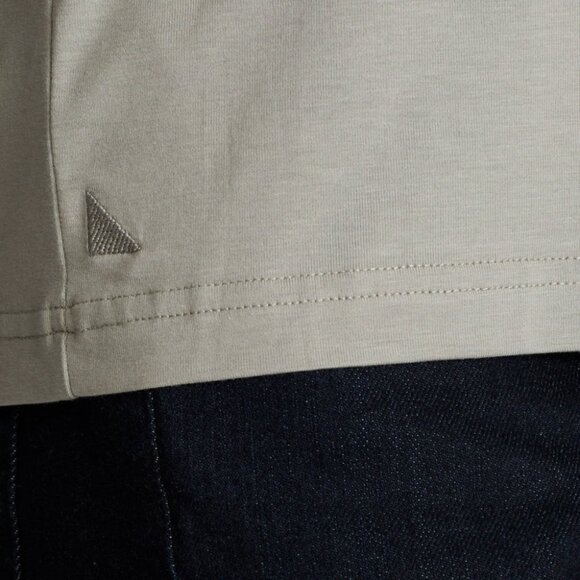 UNTUCKit EcoSoft Long Sleeve Tee Shirt- Light Green - Picture 4 of 4